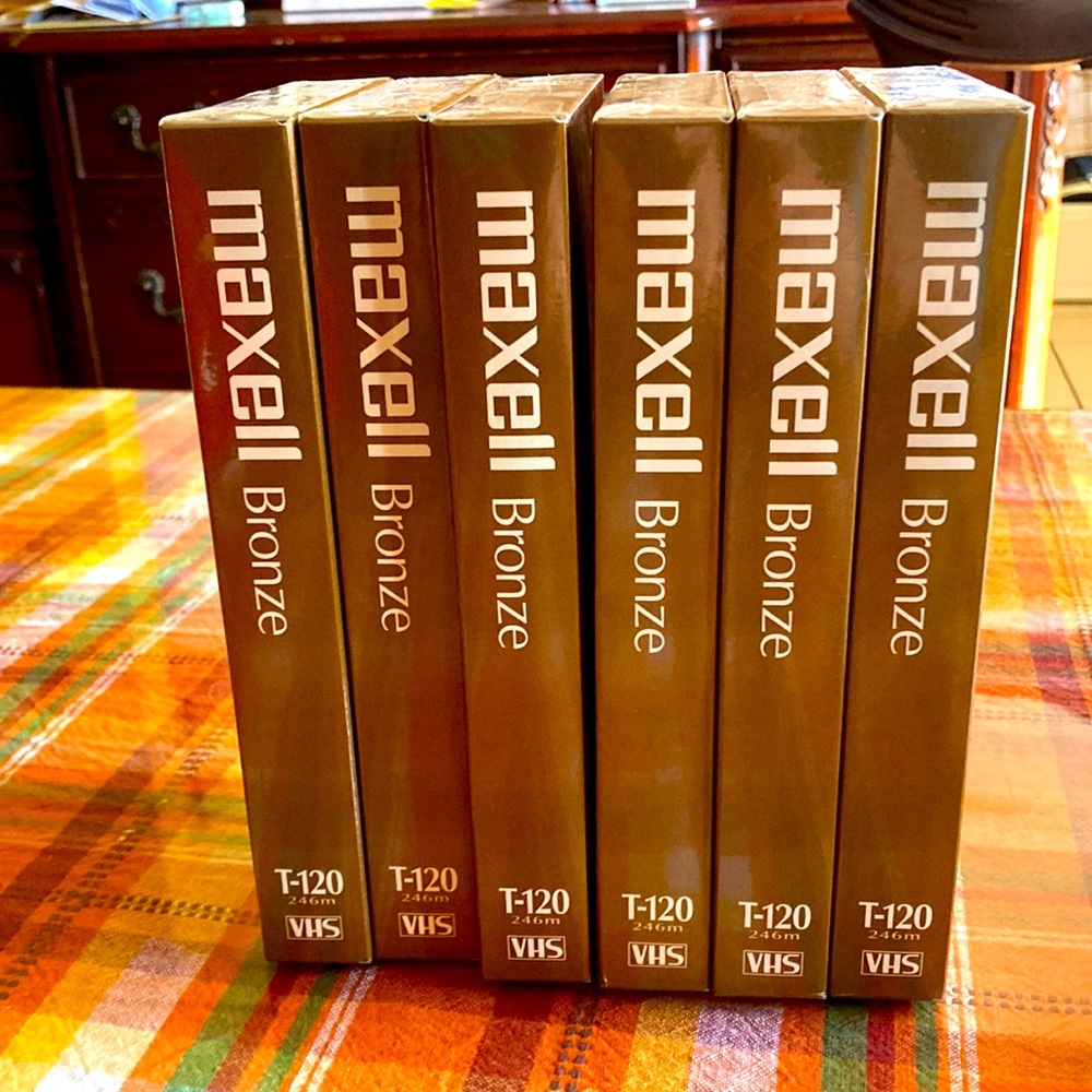 NWT Maxell videocassette 6 hour in ep mode VHS tapes.  6 tapes total